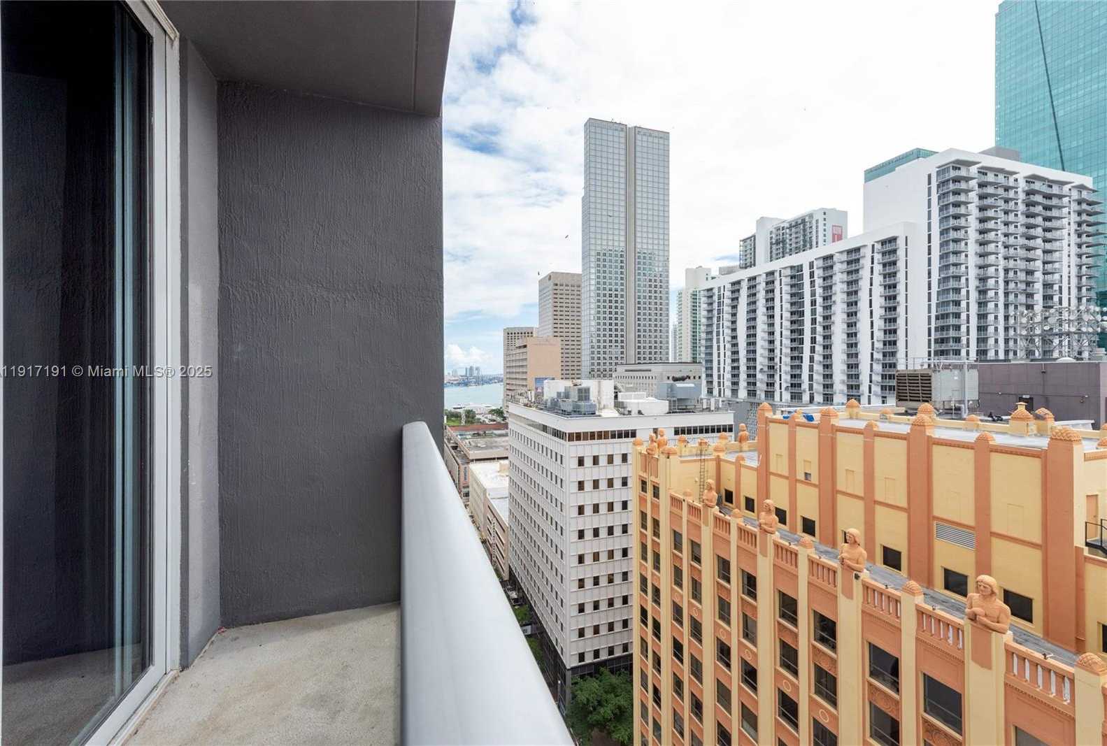 Small Image of 151 SOUTH EAST 1ST ST #1709, Miami Number 9