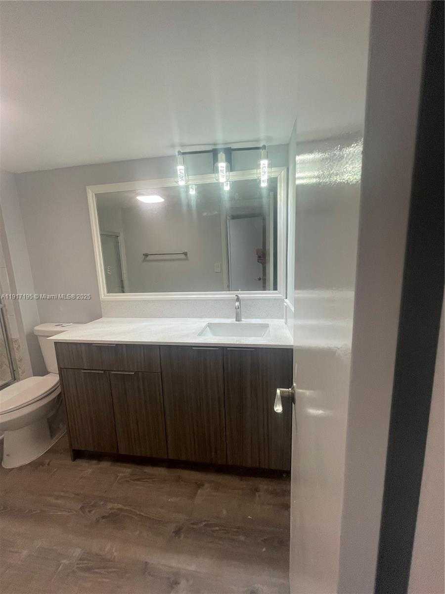 Small Image of 780 NORTH EAST 69TH ST #1608, Miami Number 20
