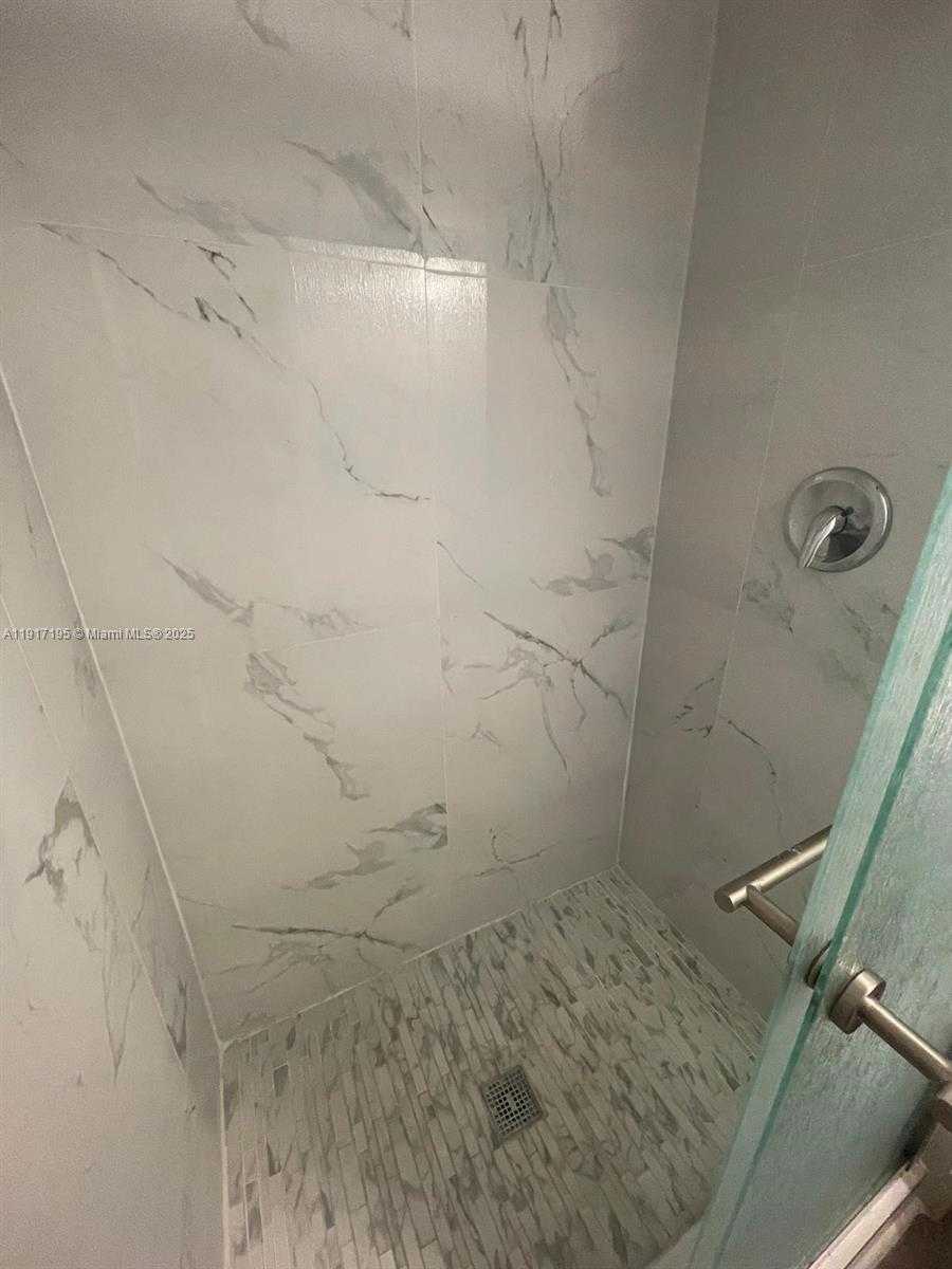 Small Image of 780 NORTH EAST 69TH ST #1608, Miami Number 26