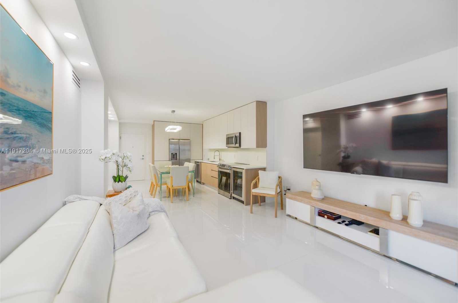 Small Image of 1950 SOUTH OCEAN DR #8N, Hallandale Beach Number 14