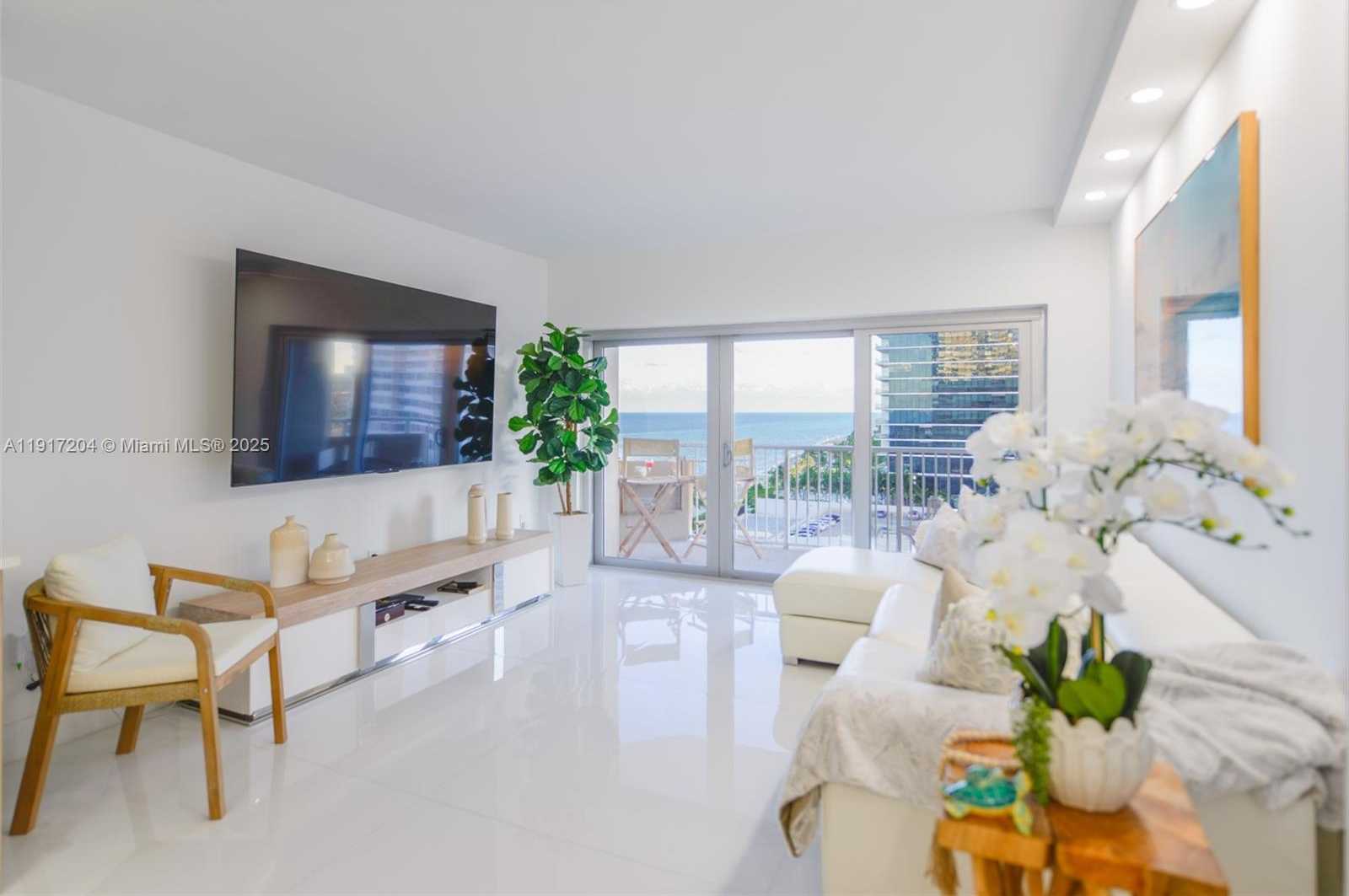 Small Image of 1950 SOUTH OCEAN DR #8N, Hallandale Beach Number 4