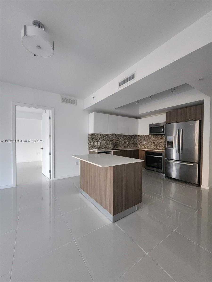 Imagen de Pequeño Objeto