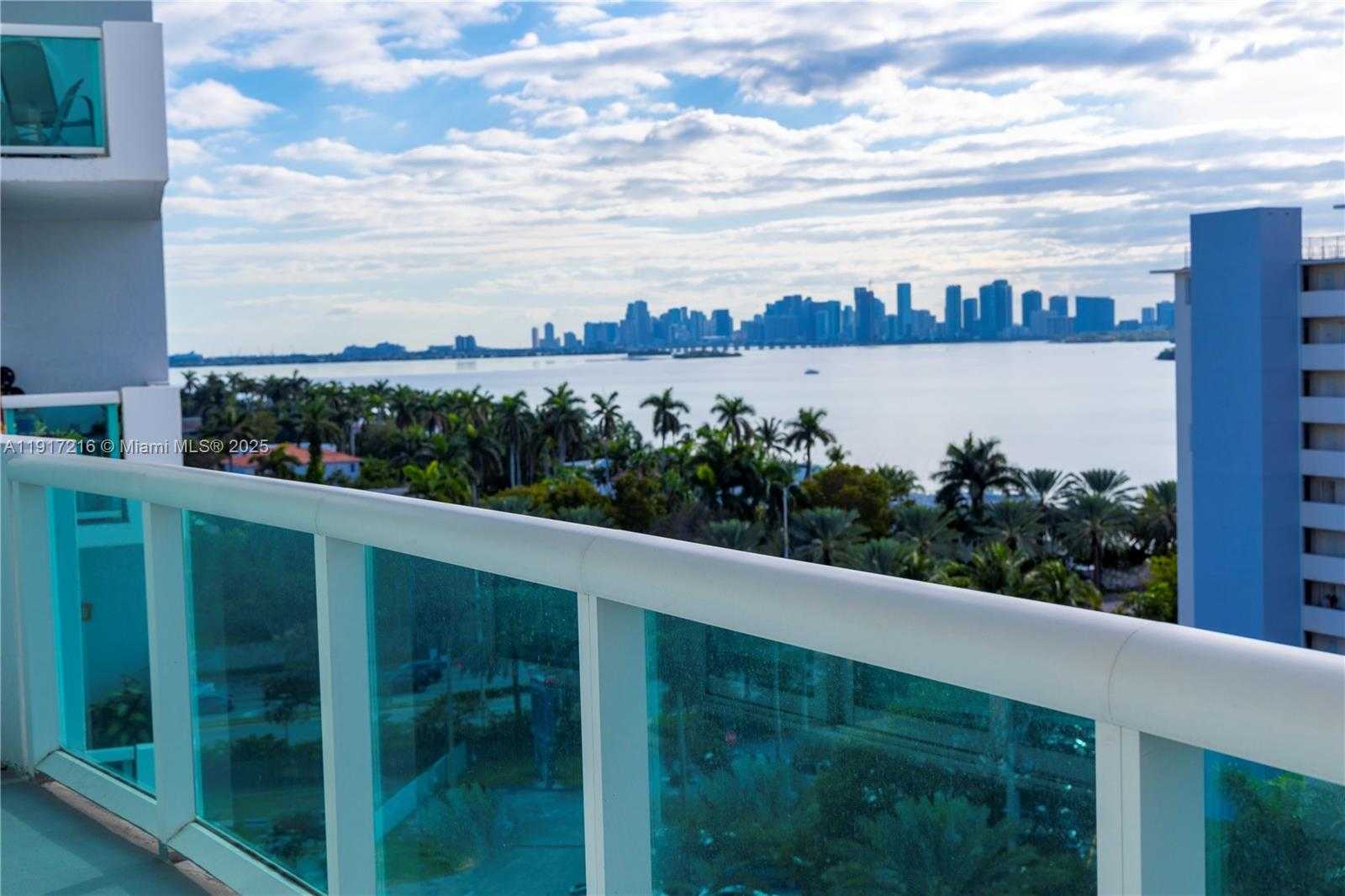 Small Image of 7900 HARBOR ISLAND DR #920, North Bay Village Number 21