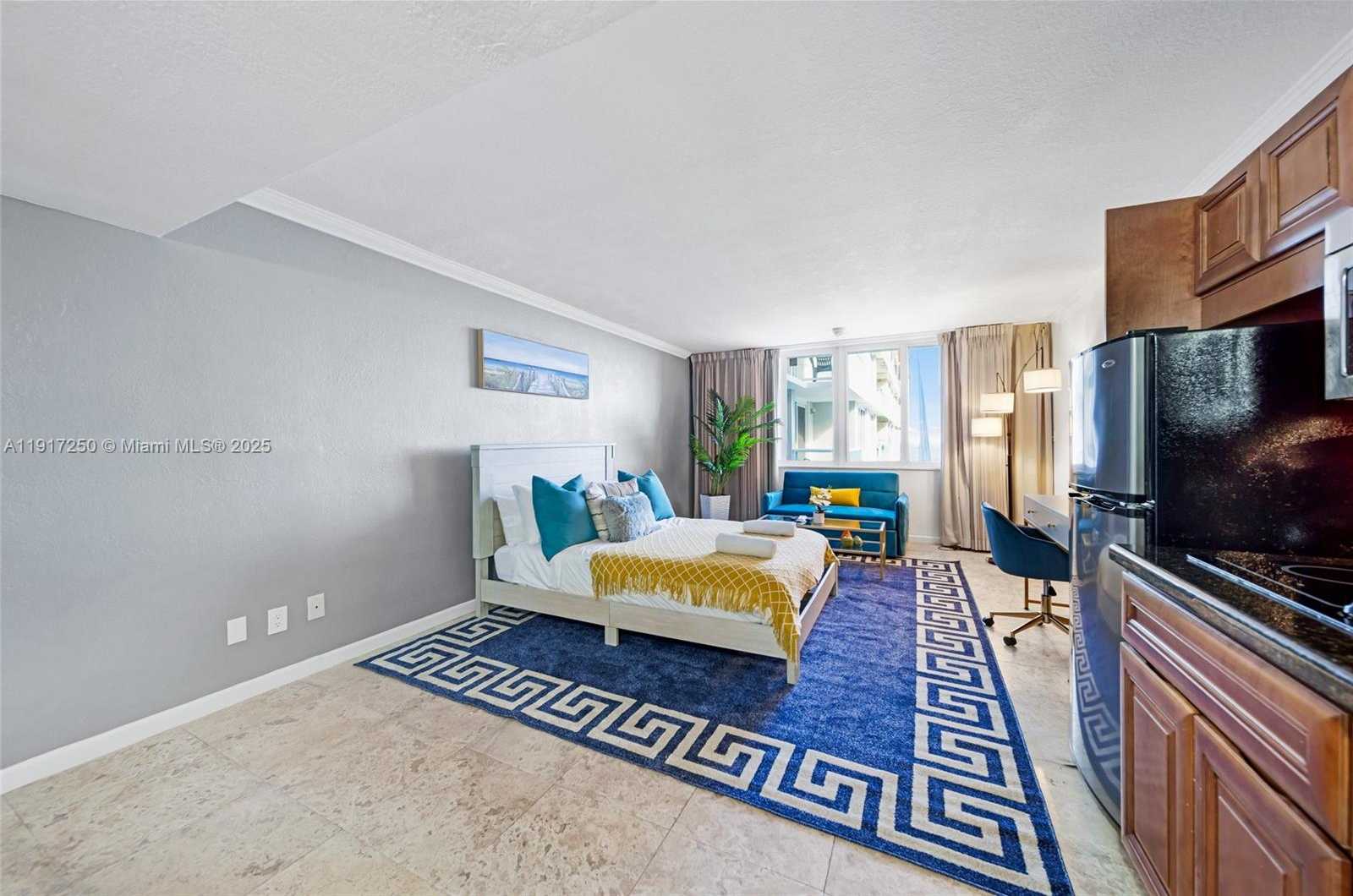 Small Image of 19201 COLLINS AVE #949, Sunny Isles Beach Number 4