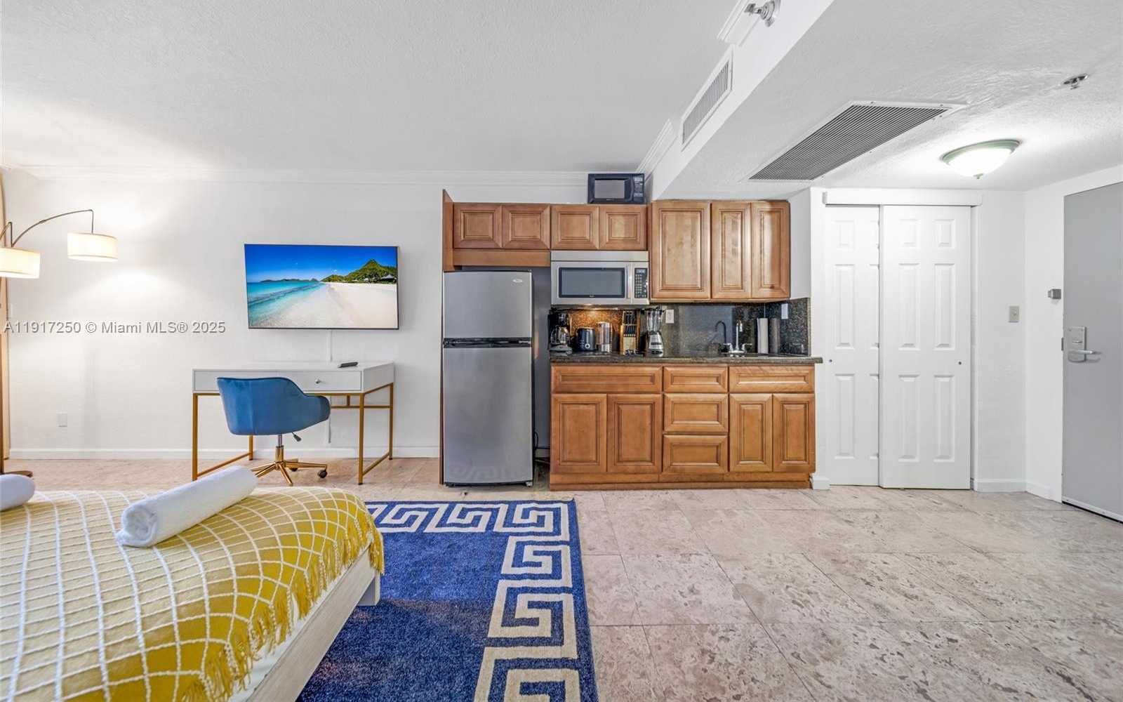 Small Image of 19201 COLLINS AVE #949, Sunny Isles Beach Number 6