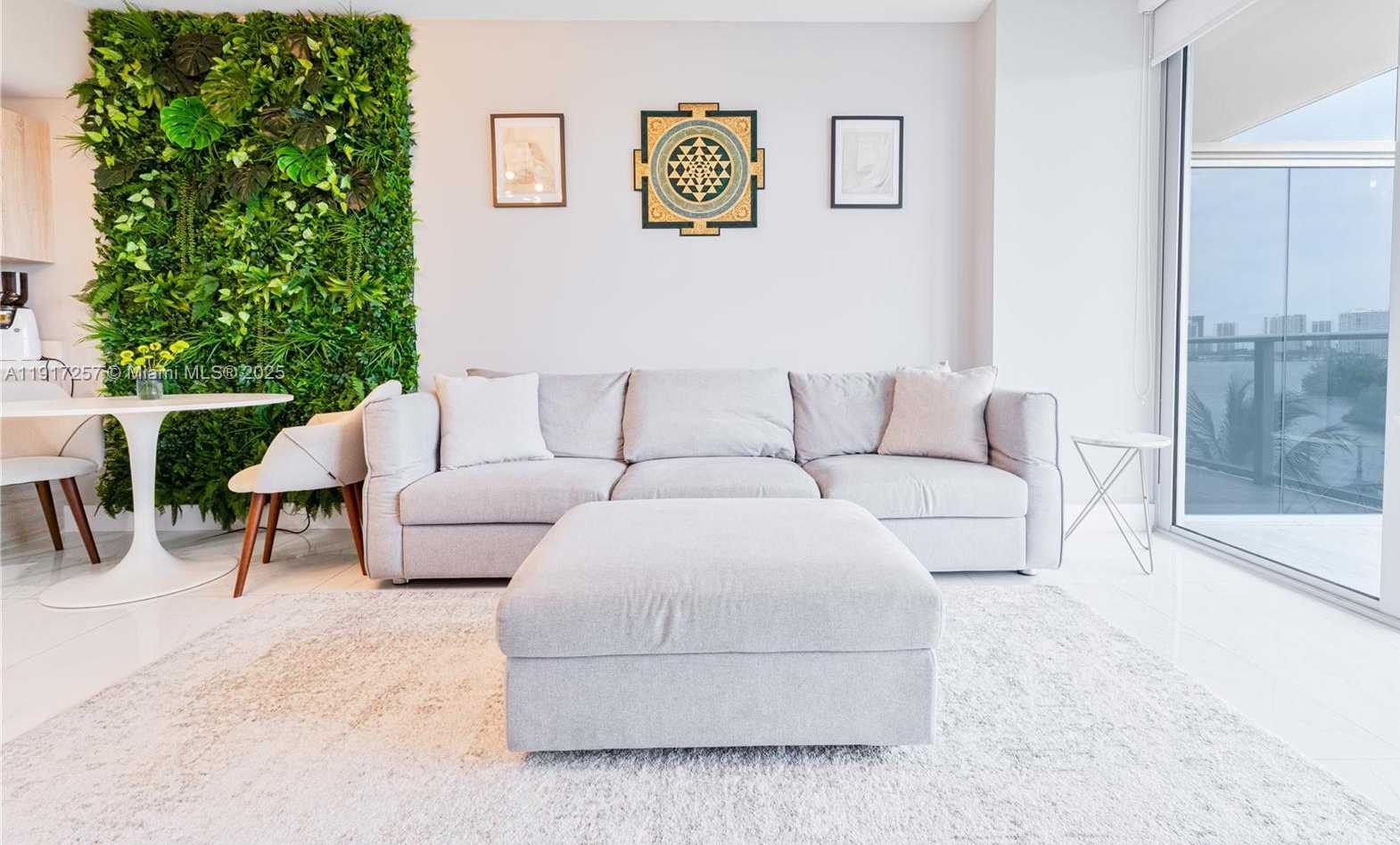 Small Image of 16385 BISCAYNE BLVD #405, North Miami Beach Number 10