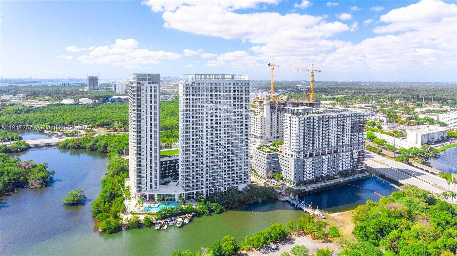 Small Image of 16385 BISCAYNE BLVD #405, North Miami Beach Number 35