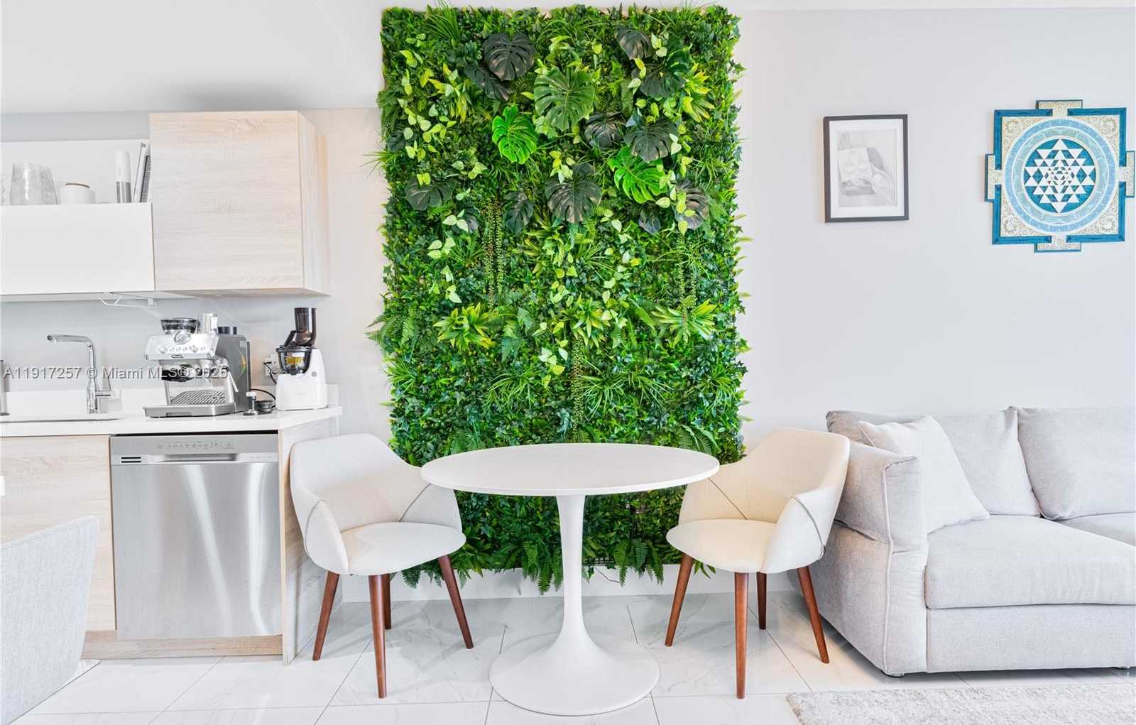 Small Image of 16385 BISCAYNE BLVD #405, North Miami Beach Number 4