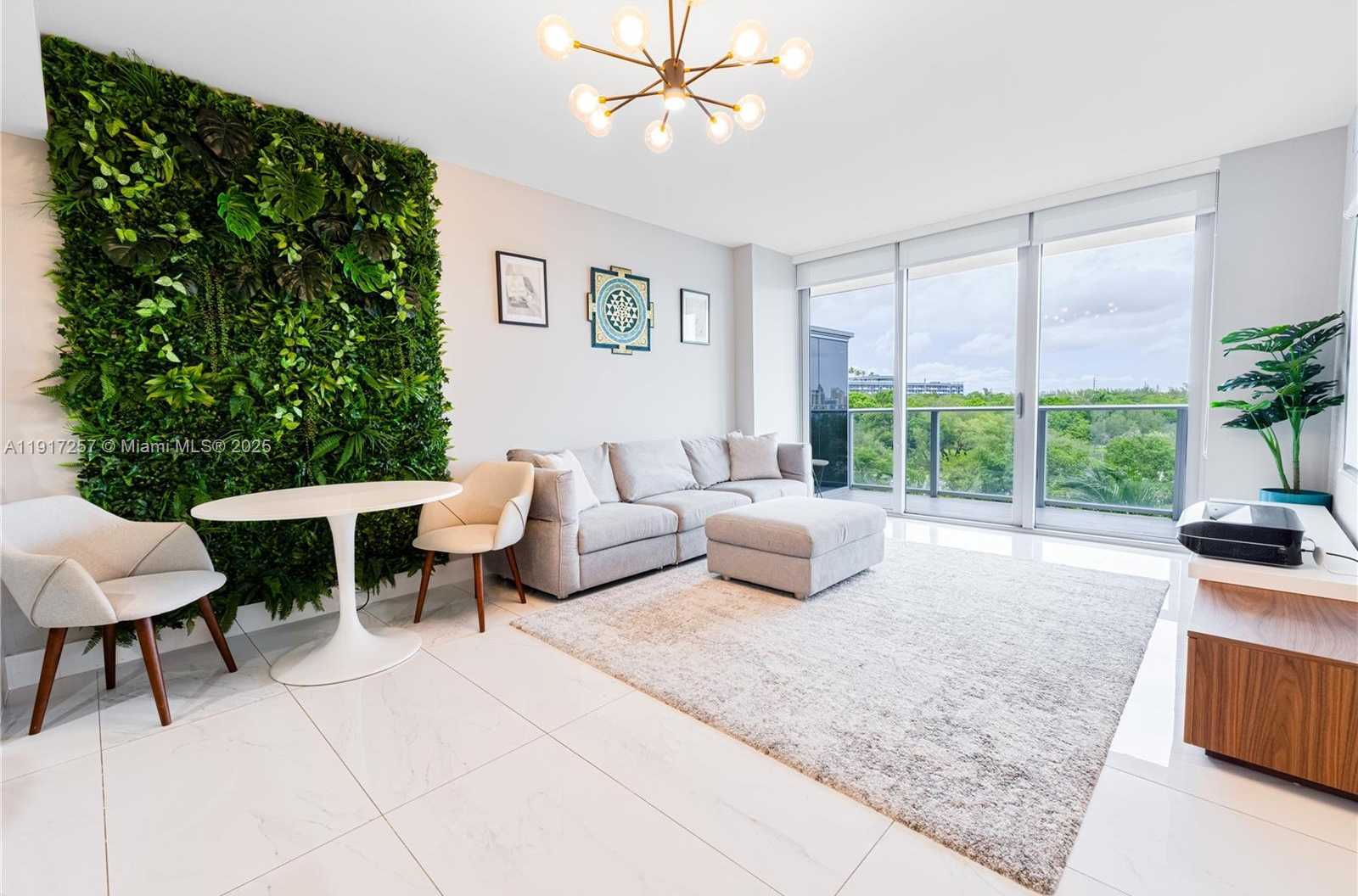 Small Image of 16385 BISCAYNE BLVD #405, North Miami Beach Number 9