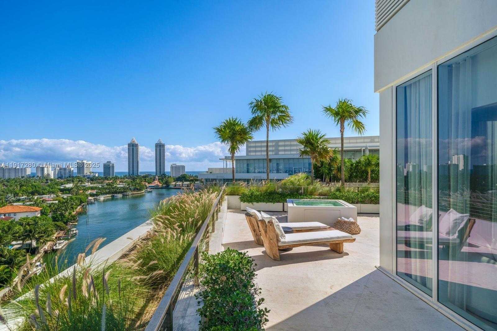 Small Image of 4701 NORTH MERIDIAN AVE #UPH21, Miami Beach Number 13