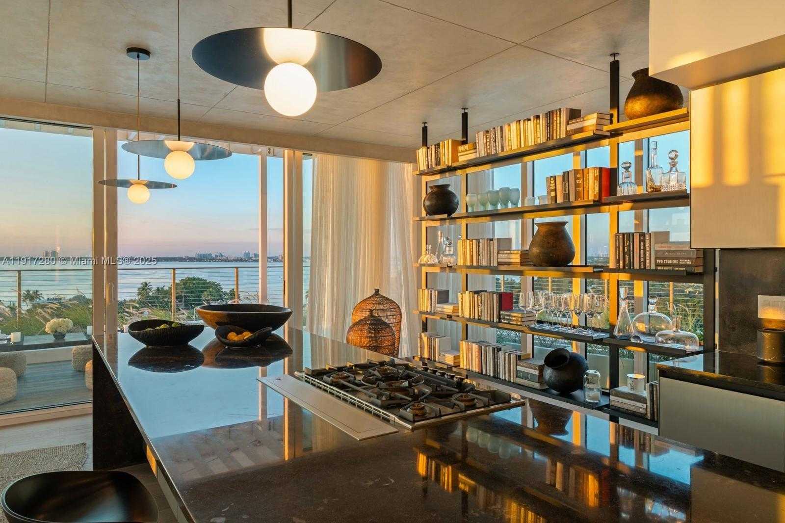 Small Image of 4701 NORTH MERIDIAN AVE #UPH21, Miami Beach Number 24