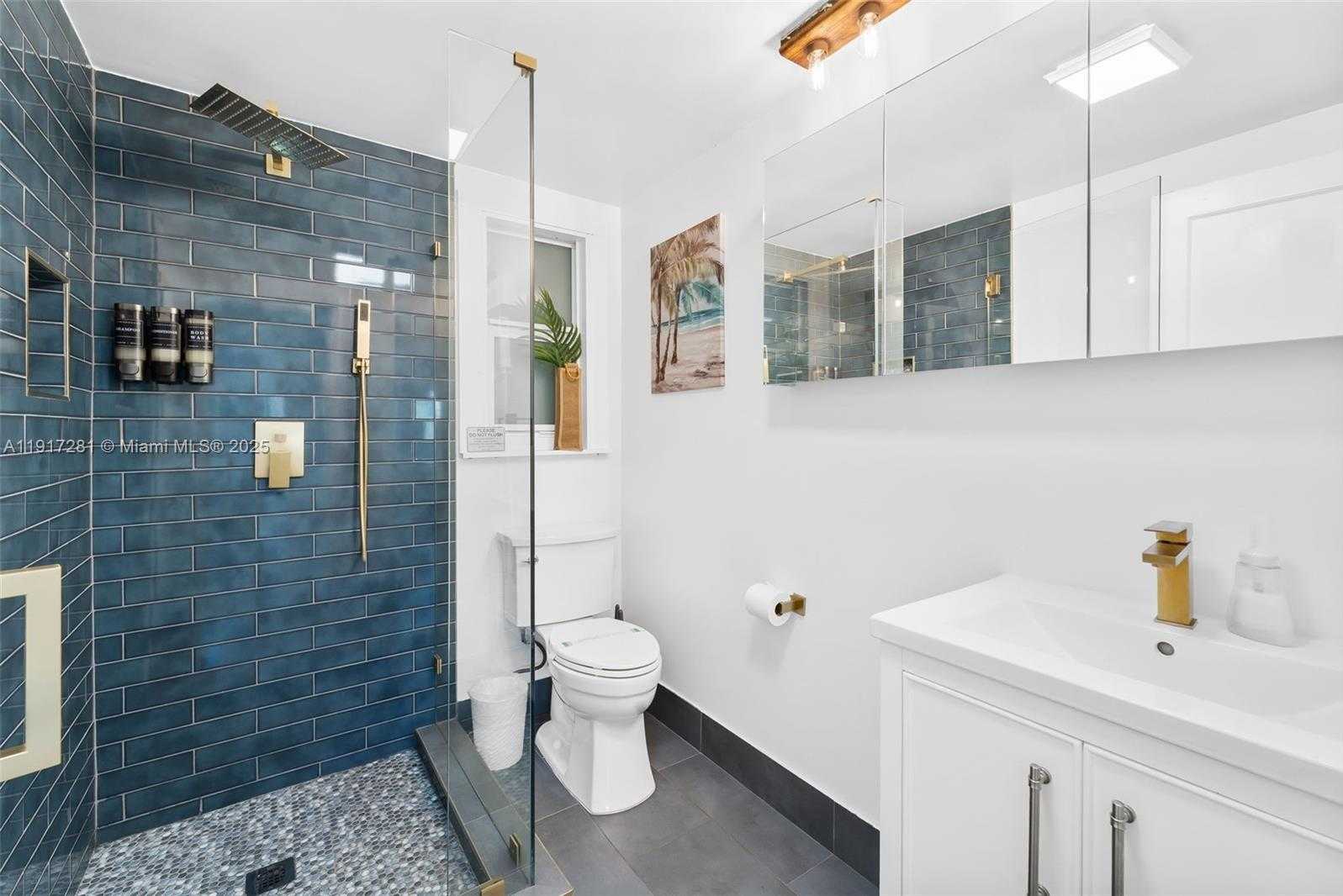 Small Image of 1464 NORTH EAST 24TH ST, Wilton Manors Number 12