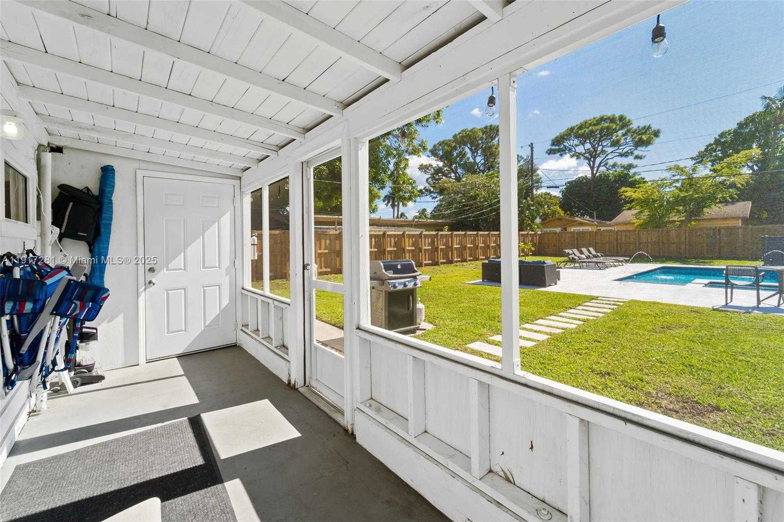 Small Image of 1464 NORTH EAST 24TH ST, Wilton Manors Number 13