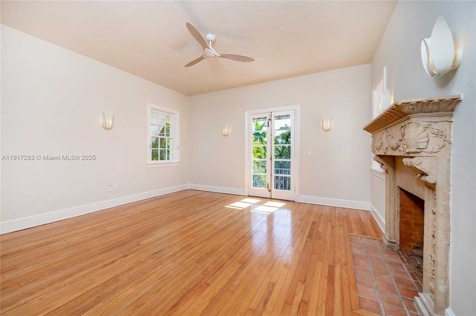 Small Image of 3240 MORRIS LN, Miami Number 26
