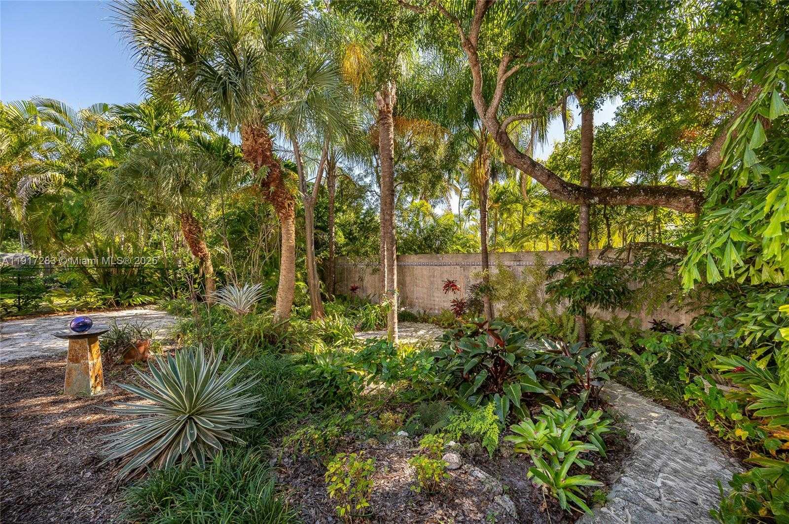 Small Image of 3240 MORRIS LN, Miami Number 40