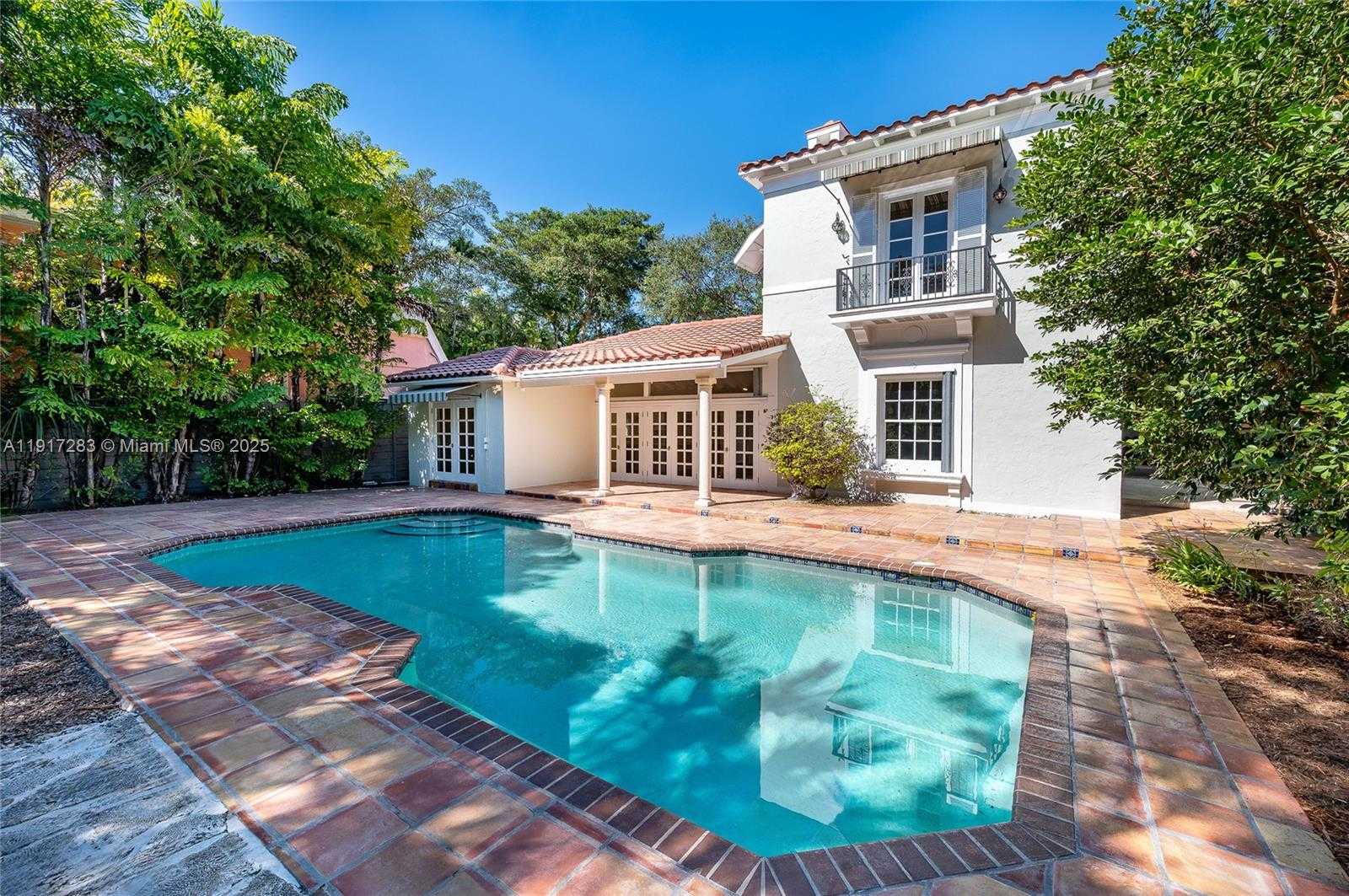 Small Image of 3240 MORRIS LN, Miami Number 7