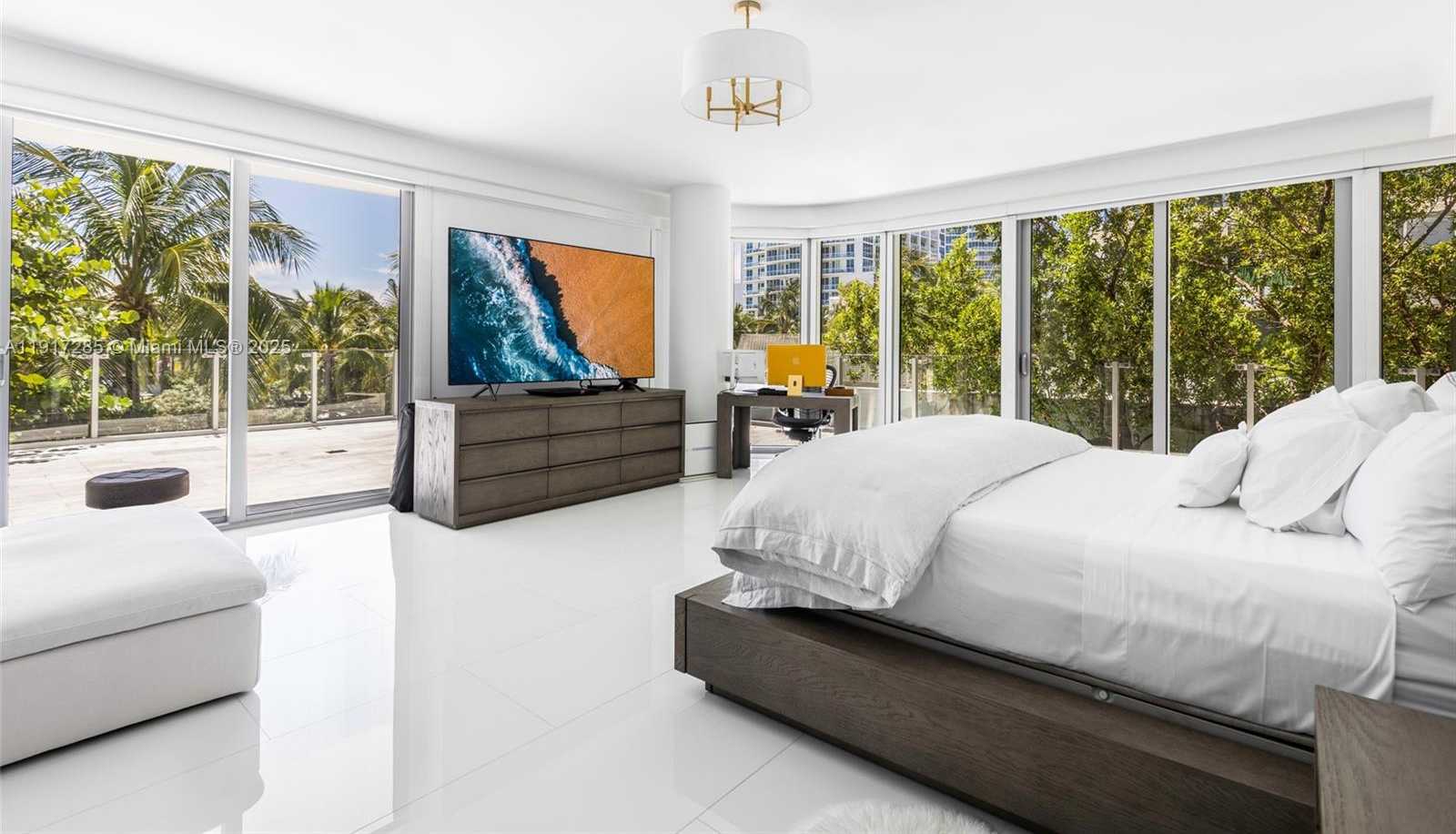 Small Image of 1 COLLINS AVE #207, Miami Beach Number 19