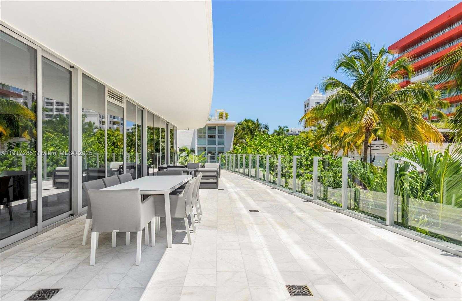 Small Image of 1 COLLINS AVE #207, Miami Beach Number 33