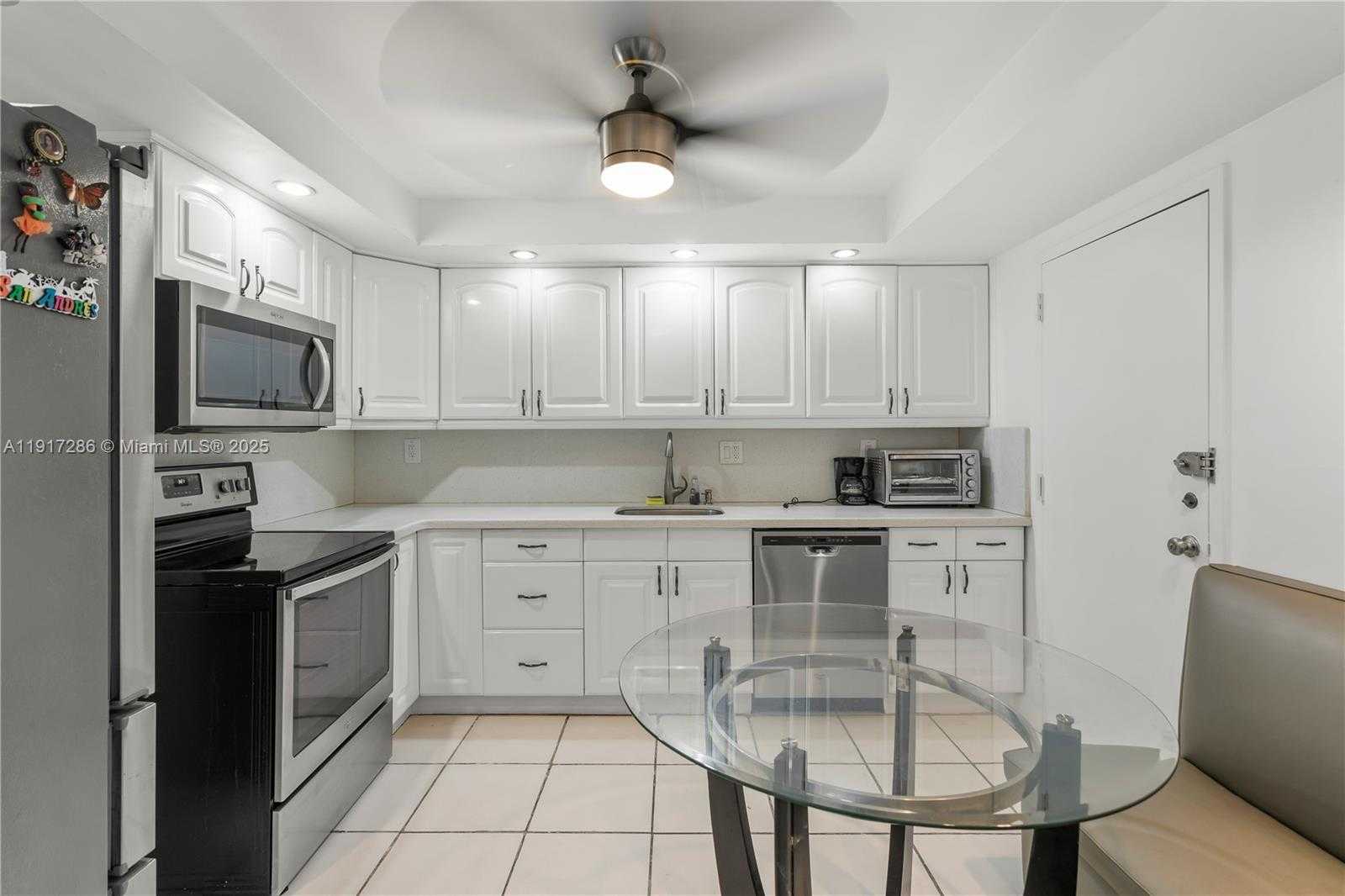 Small Image of 230 174TH ST #2410, Sunny Isles Beach Number 22