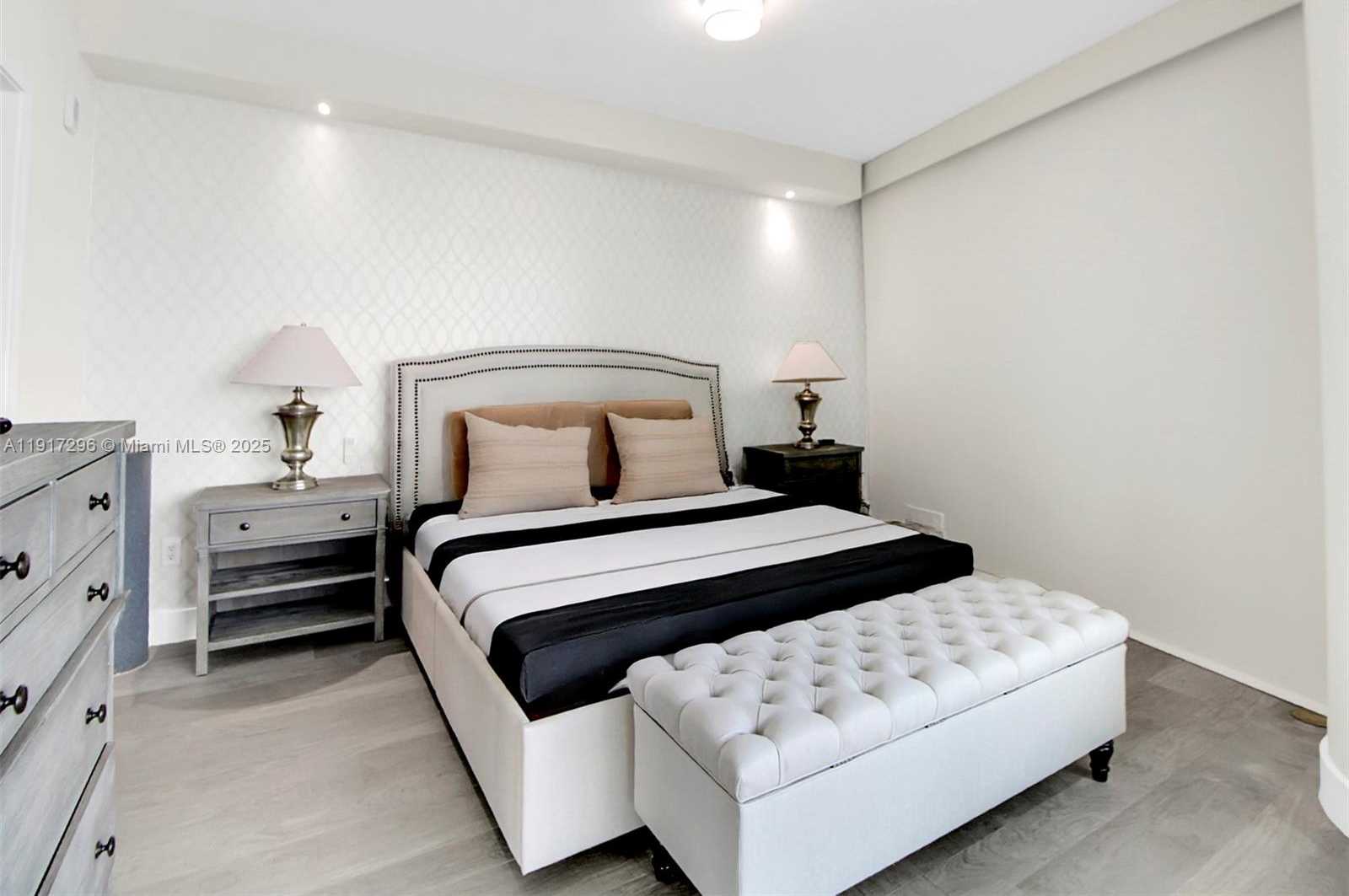 Small Image of 2900 NORTH EAST 7TH AVE #1807, Miami Number 12