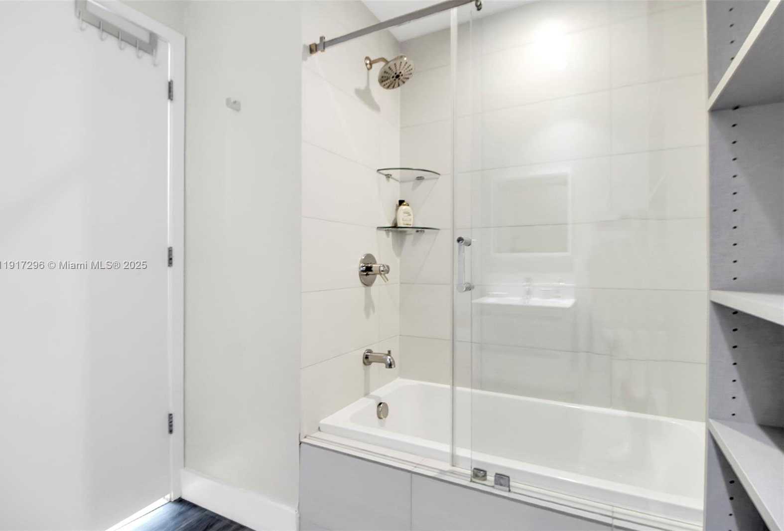 Small Image of 2900 NORTH EAST 7TH AVE #1807, Miami Number 25