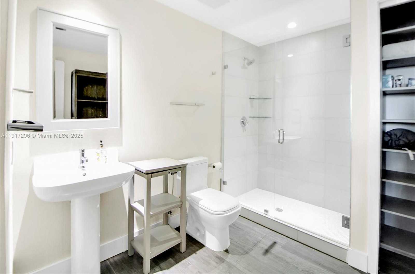 Small Image of 2900 NORTH EAST 7TH AVE #1807, Miami Number 32