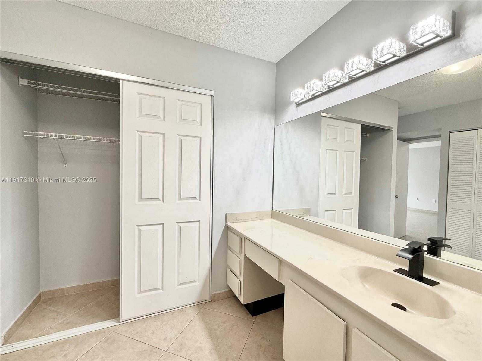 Small Image of 20505 EAST COUNTRY CLUB DR #336, Aventura Number 11