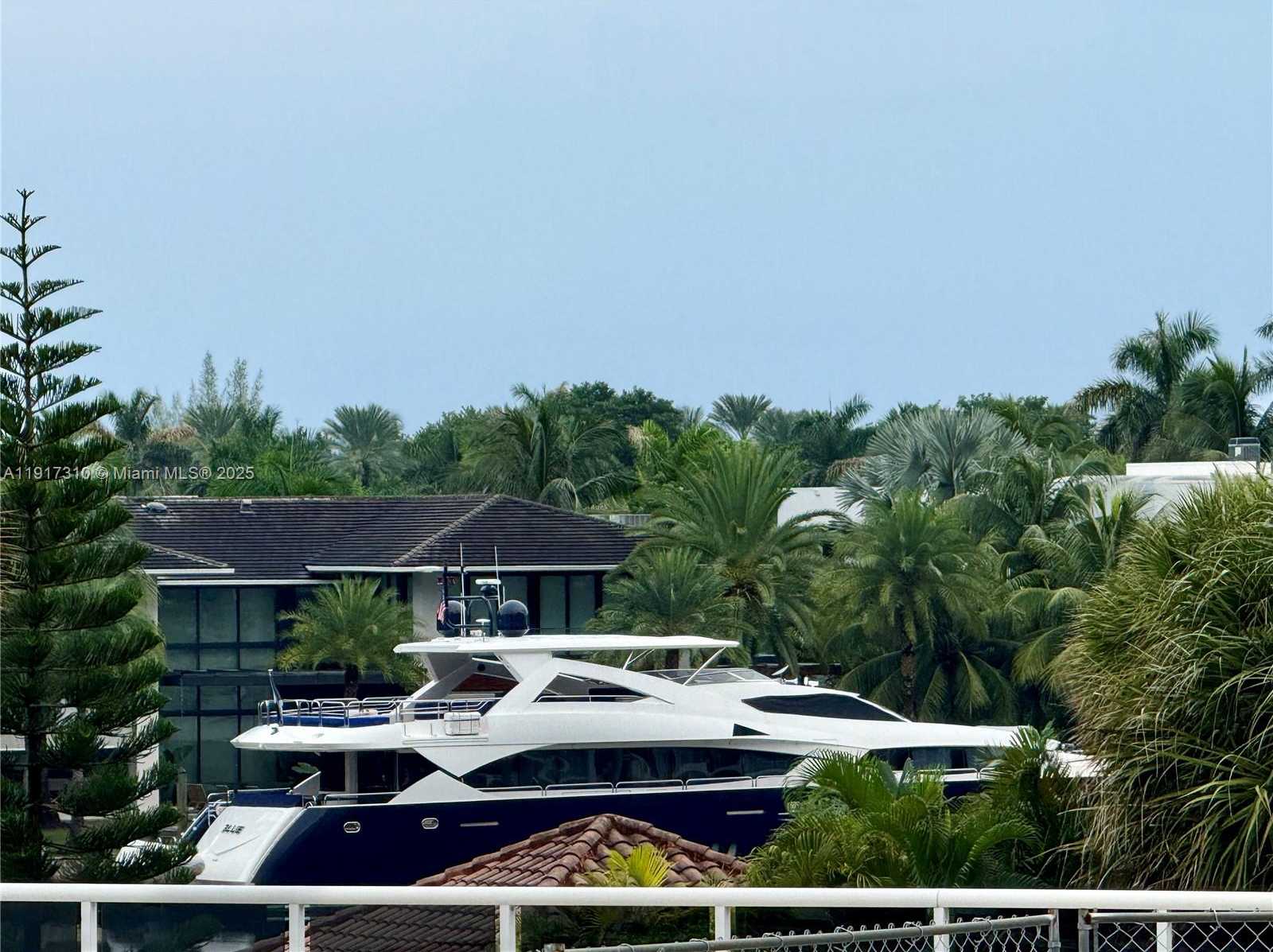 Small Image of 20505 EAST COUNTRY CLUB DR #336, Aventura Number 13