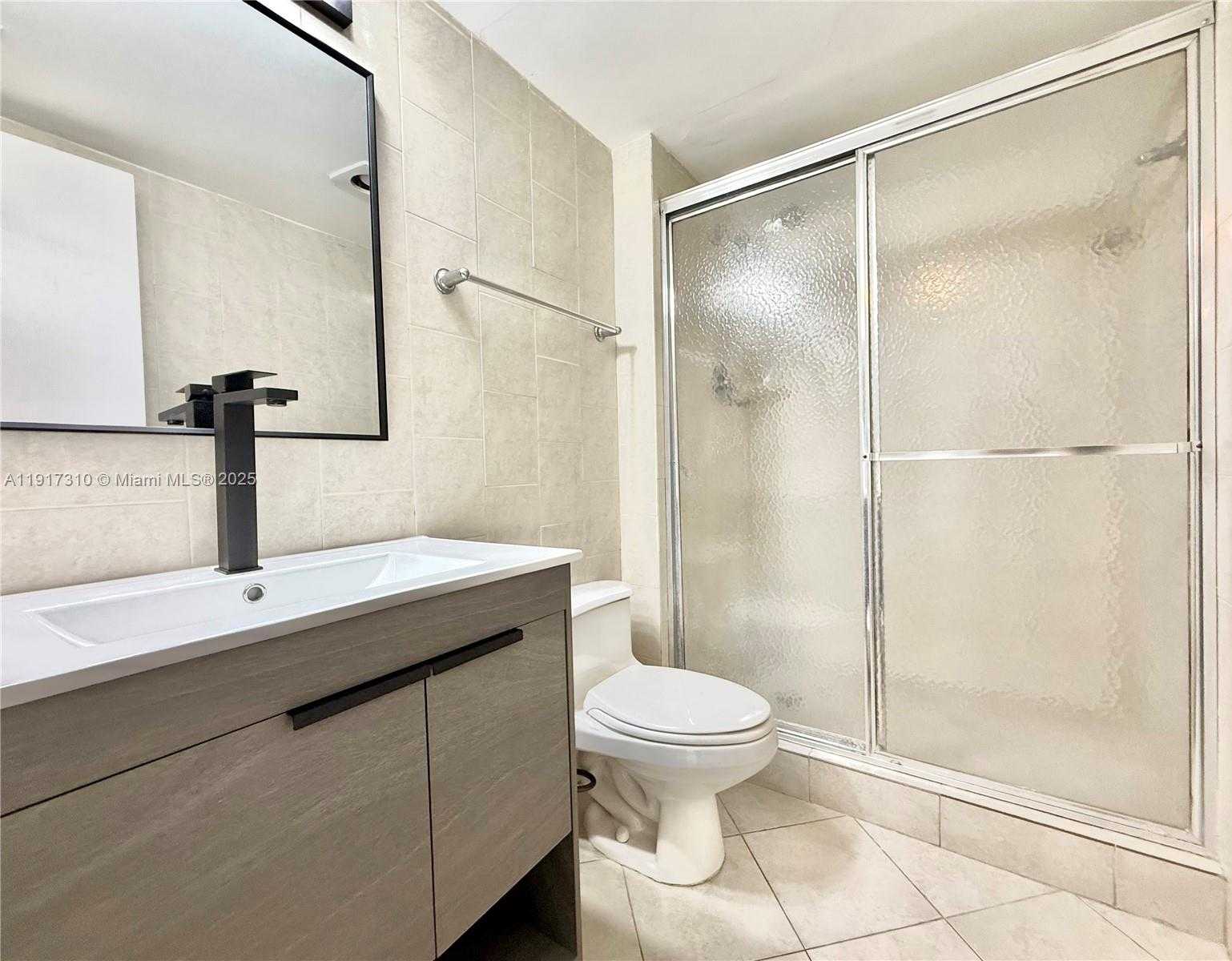 Small Image of 20505 EAST COUNTRY CLUB DR #336, Aventura Number 23