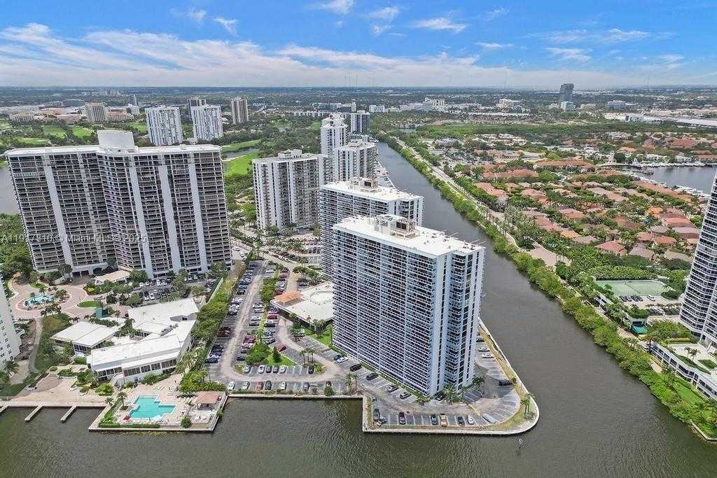 Small Image of 20505 EAST COUNTRY CLUB DR #336, Aventura Number 42