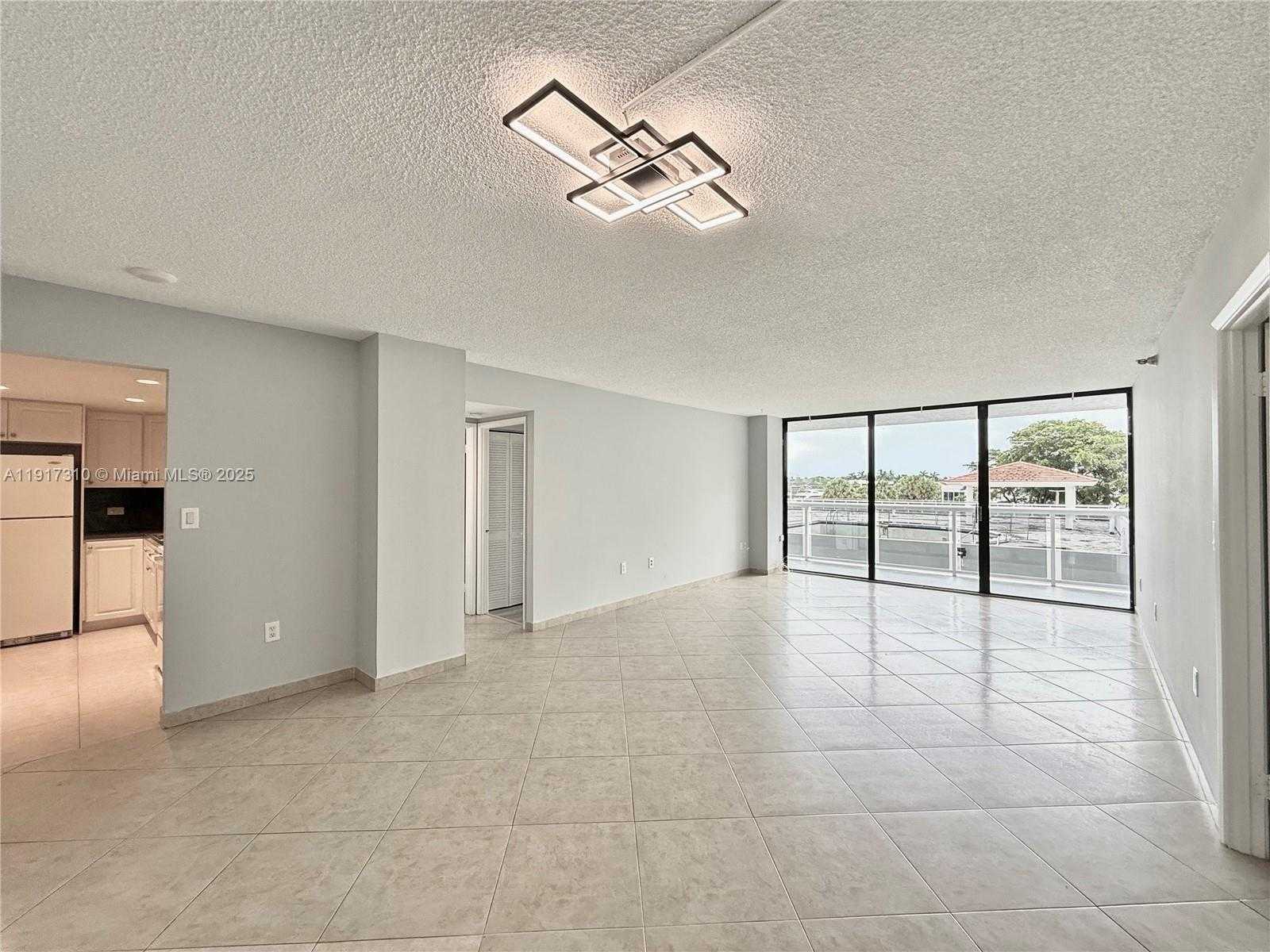Small Image of 20505 EAST COUNTRY CLUB DR #336, Aventura Number 5