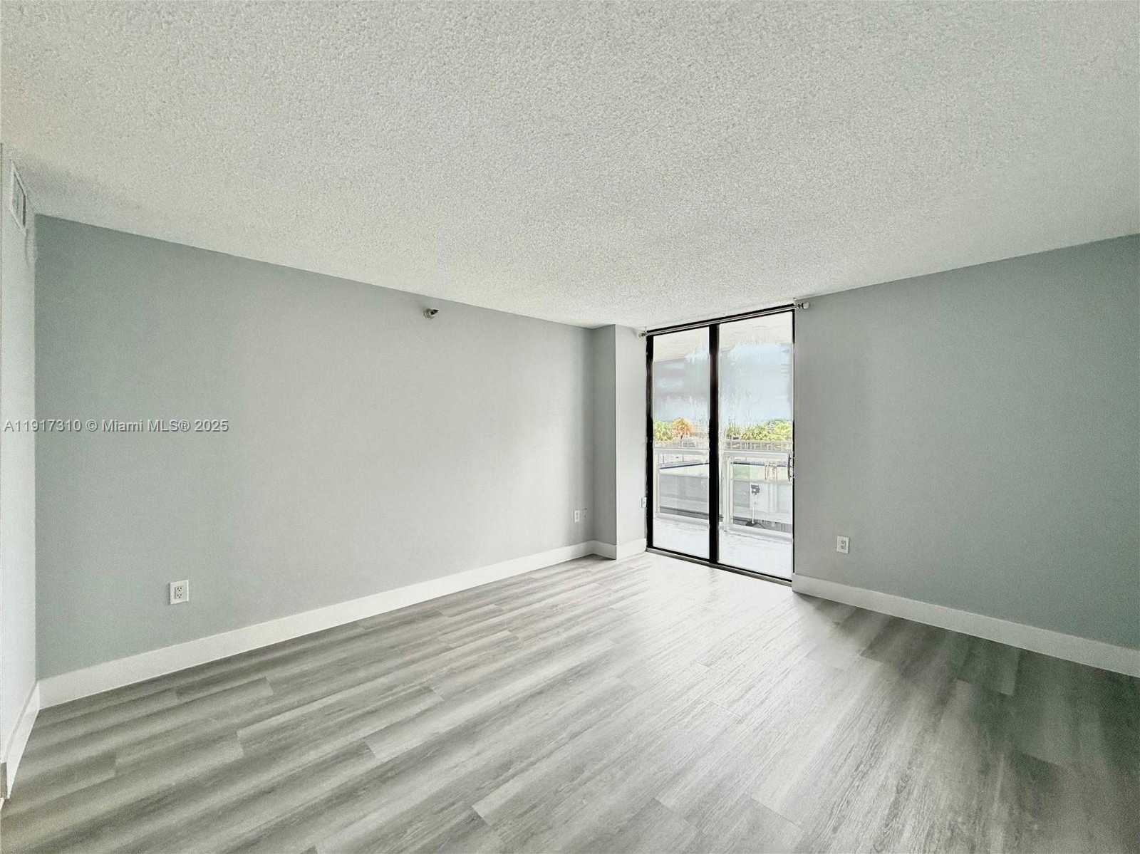 Small Image of 20505 EAST COUNTRY CLUB DR #336, Aventura Number 9