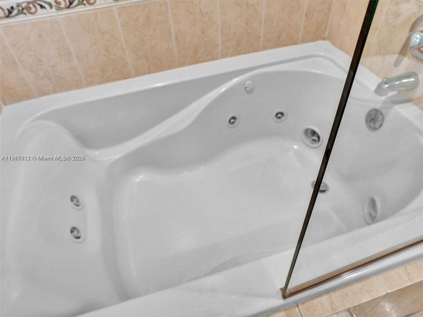 Small Image of 3255 NORTH EAST 184TH ST #12406, Aventura Number 17