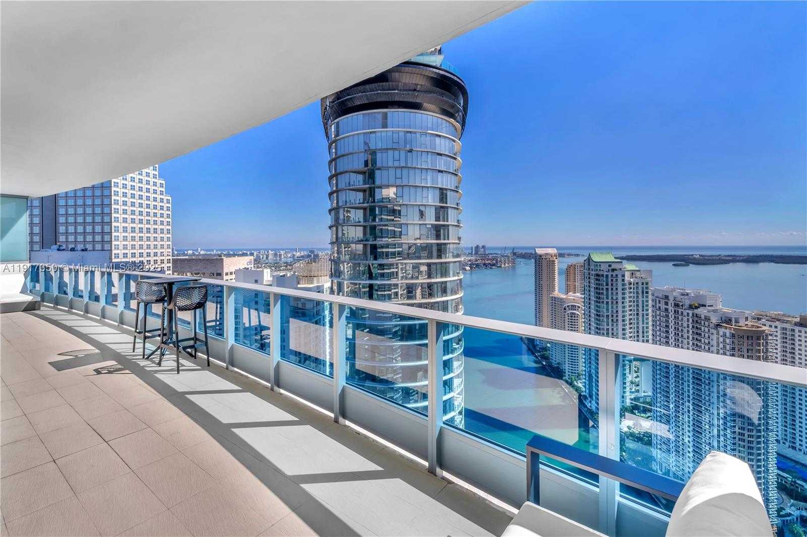 Small Image of 200 BISCAYNE BOULEVARD WAY #5103, Miami Number 19