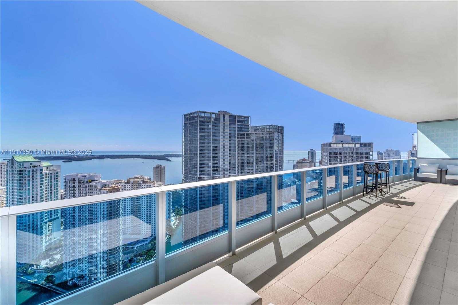 Small Image of 200 BISCAYNE BOULEVARD WAY #5103, Miami Number 20