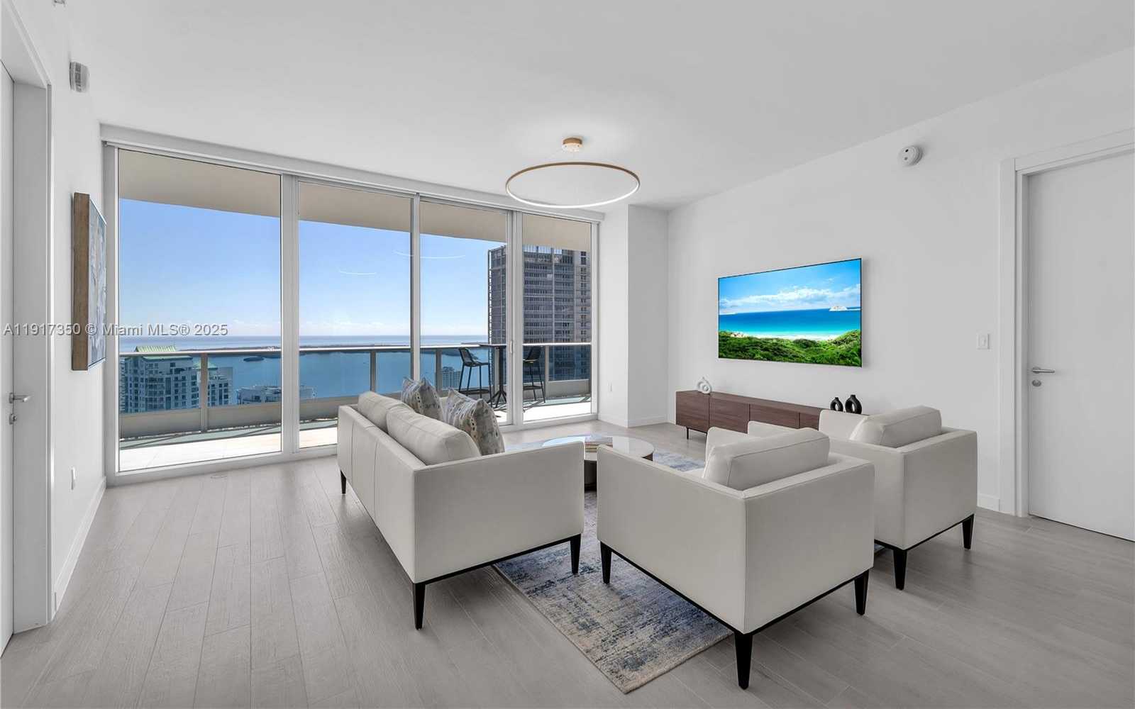 Small Image of 200 BISCAYNE BOULEVARD WAY #5103, Miami Number 3