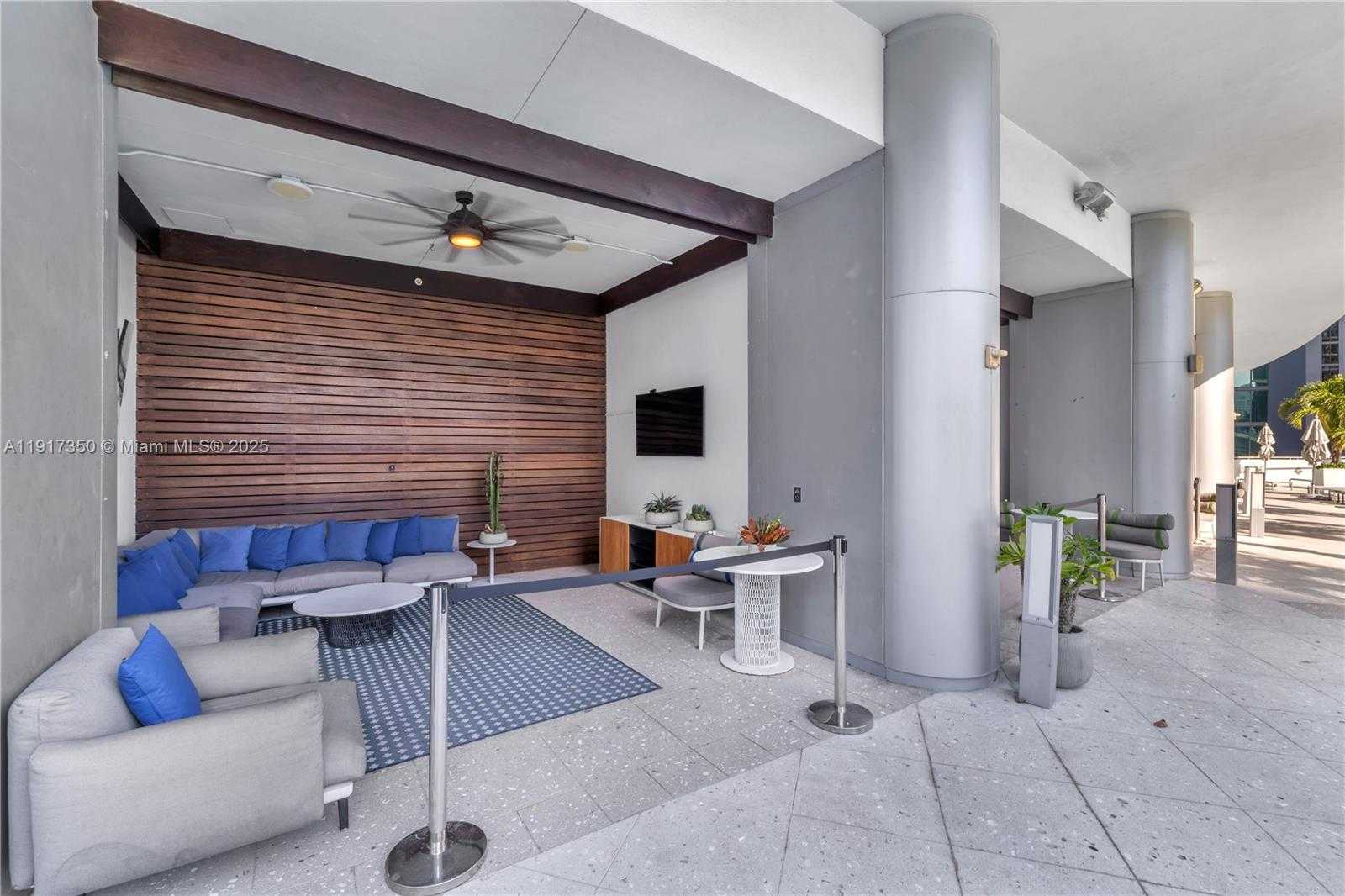 Small Image of 200 BISCAYNE BOULEVARD WAY #5103, Miami Number 31