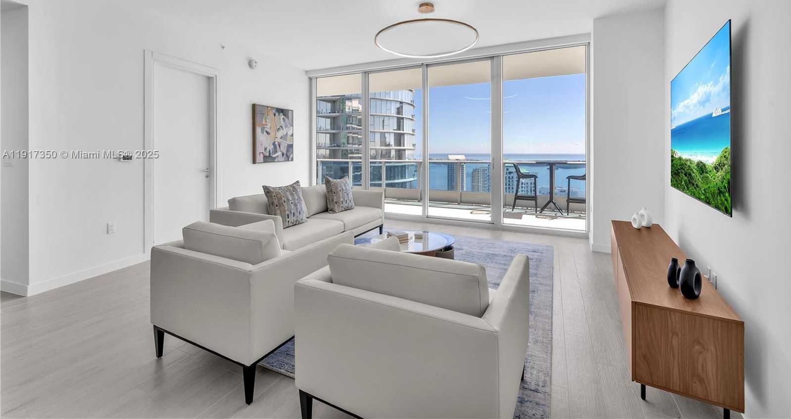 Small Image of 200 BISCAYNE BOULEVARD WAY #5103, Miami Number 5