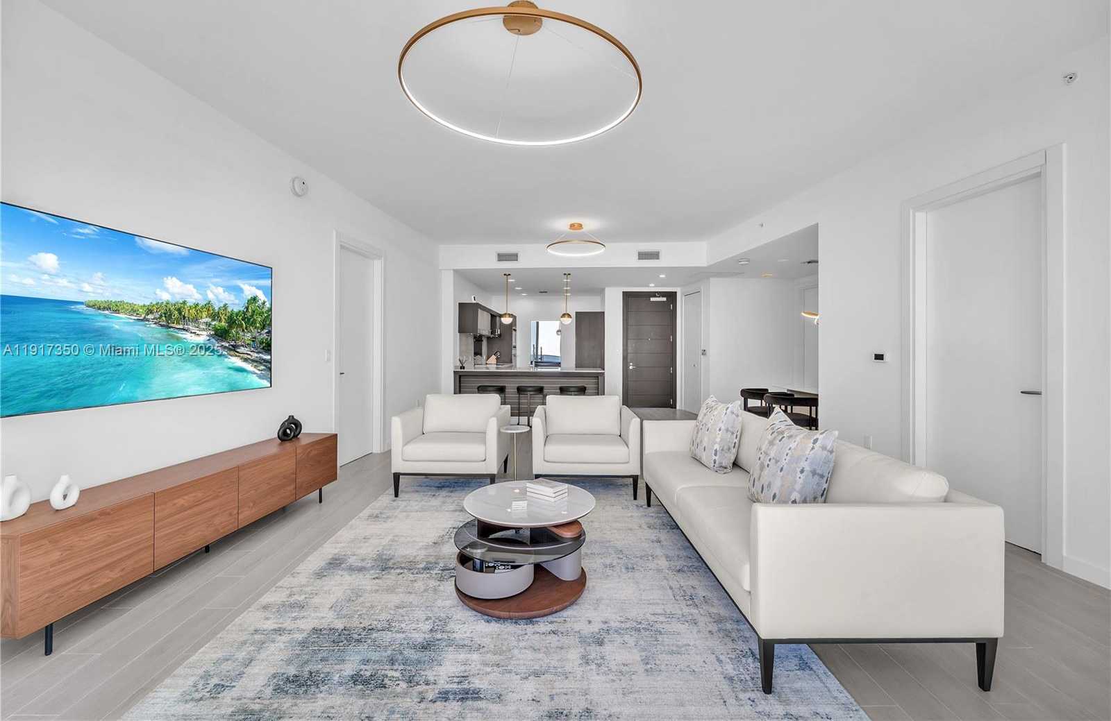 Small Image of 200 BISCAYNE BOULEVARD WAY #5103, Miami Number 6