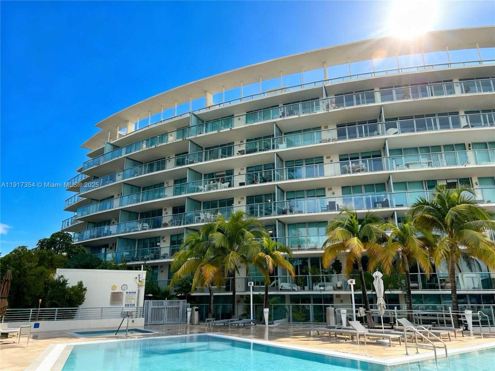 Small Image of 6620 INDIAN CREEK DR #617, Miami Beach Number 3
