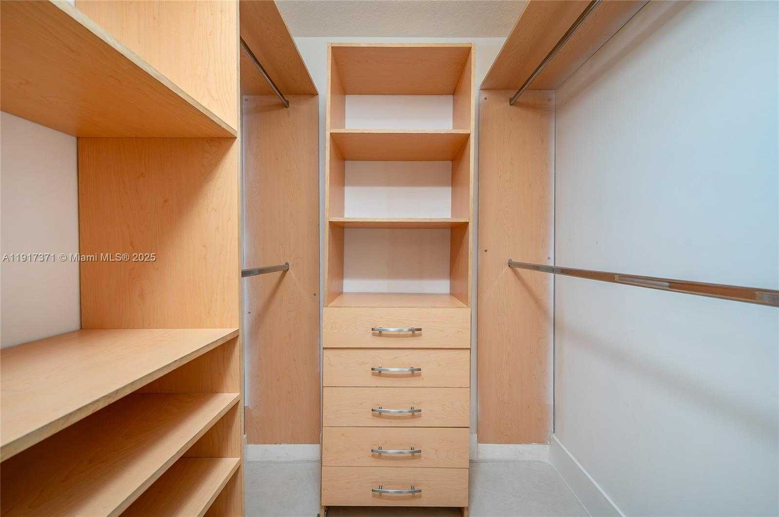 Small Image of 6320 NORTH WEST 114TH AVE #1227, Doral Number 18