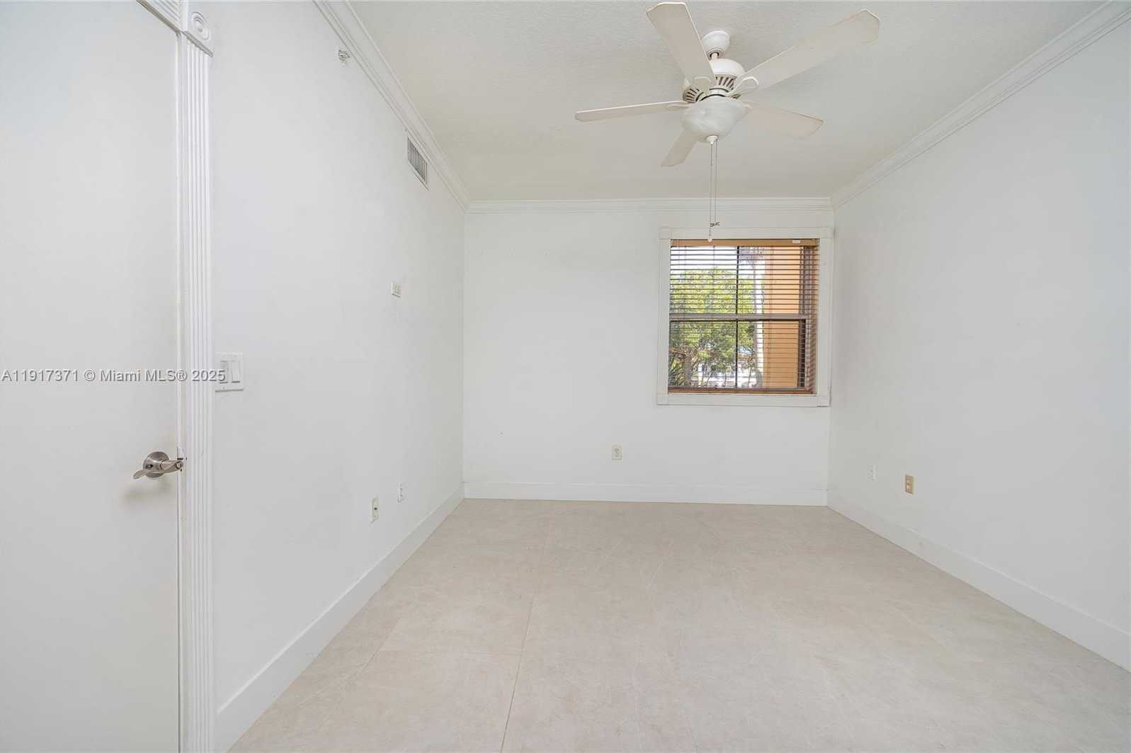 Small Image of 6320 NORTH WEST 114TH AVE #1227, Doral Number 19