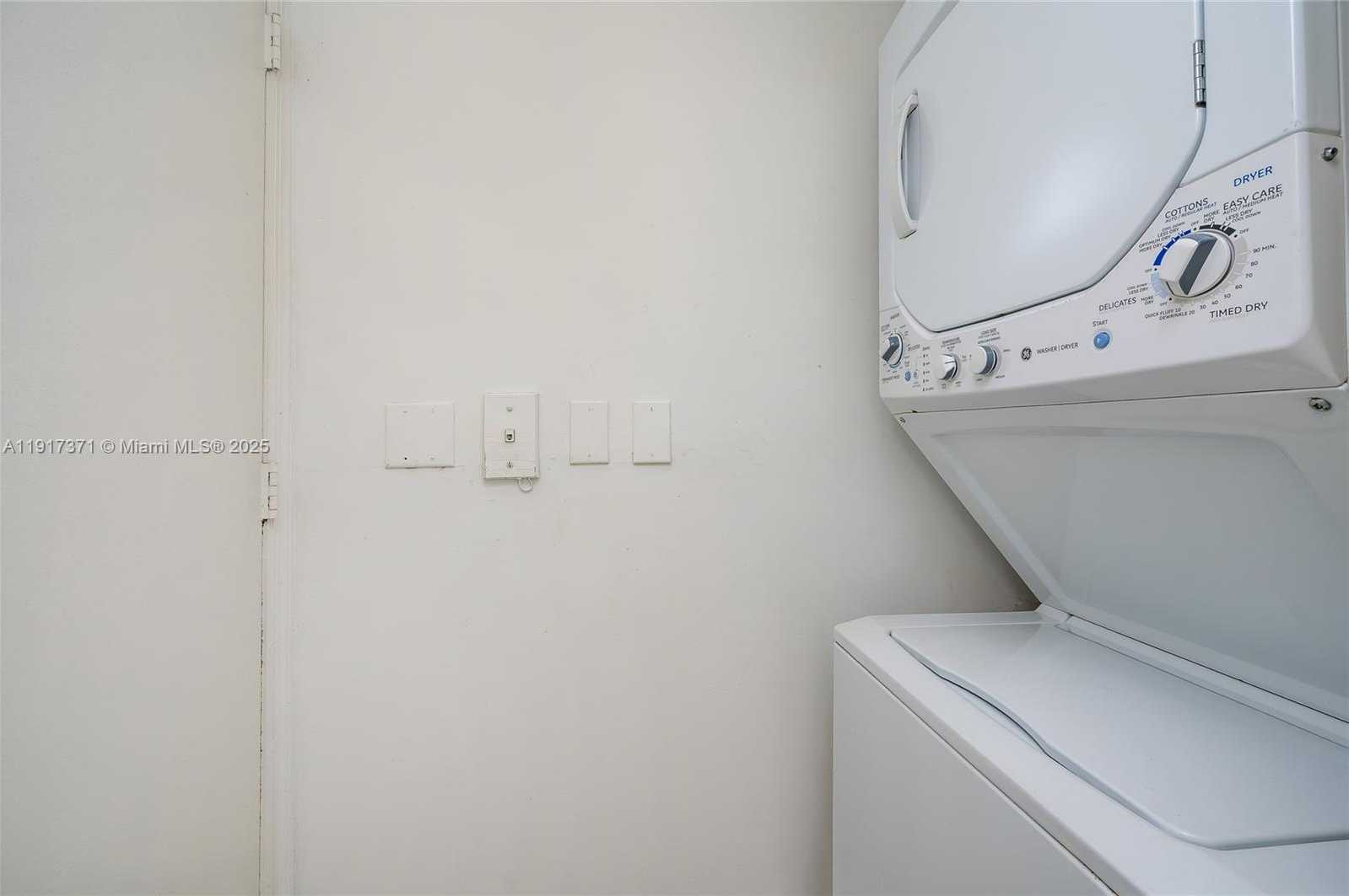Small Image of 6320 NORTH WEST 114TH AVE #1227, Doral Number 25
