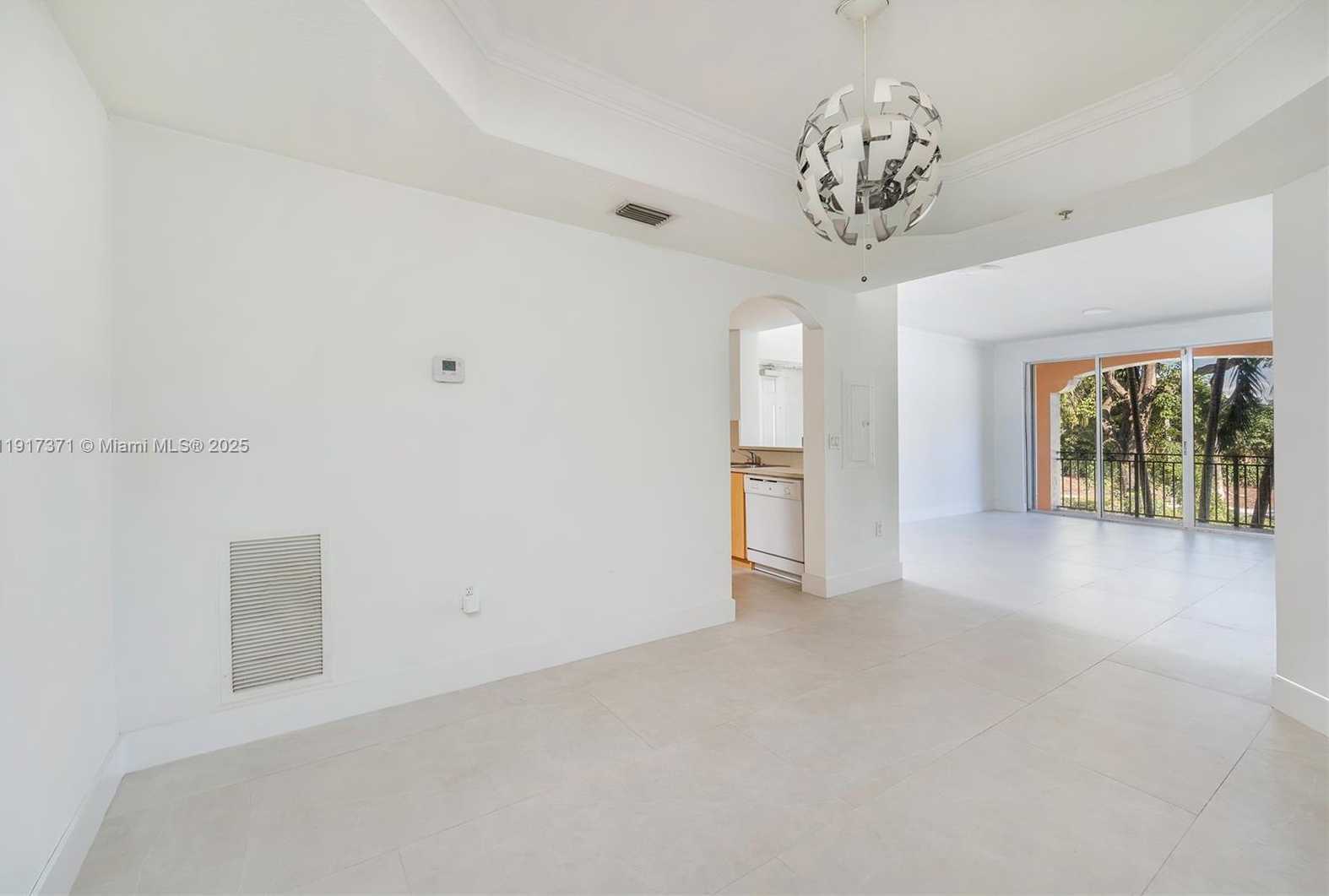 Small Image of 6320 NORTH WEST 114TH AVE #1227, Doral Number 3