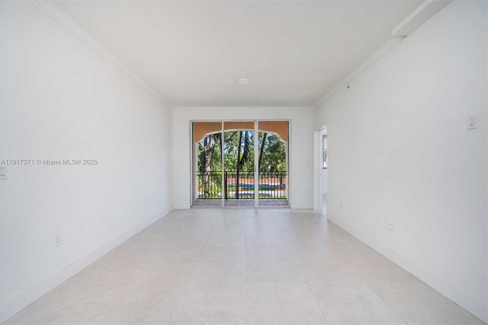Small Image of 6320 NORTH WEST 114TH AVE #1227, Doral Number 4
