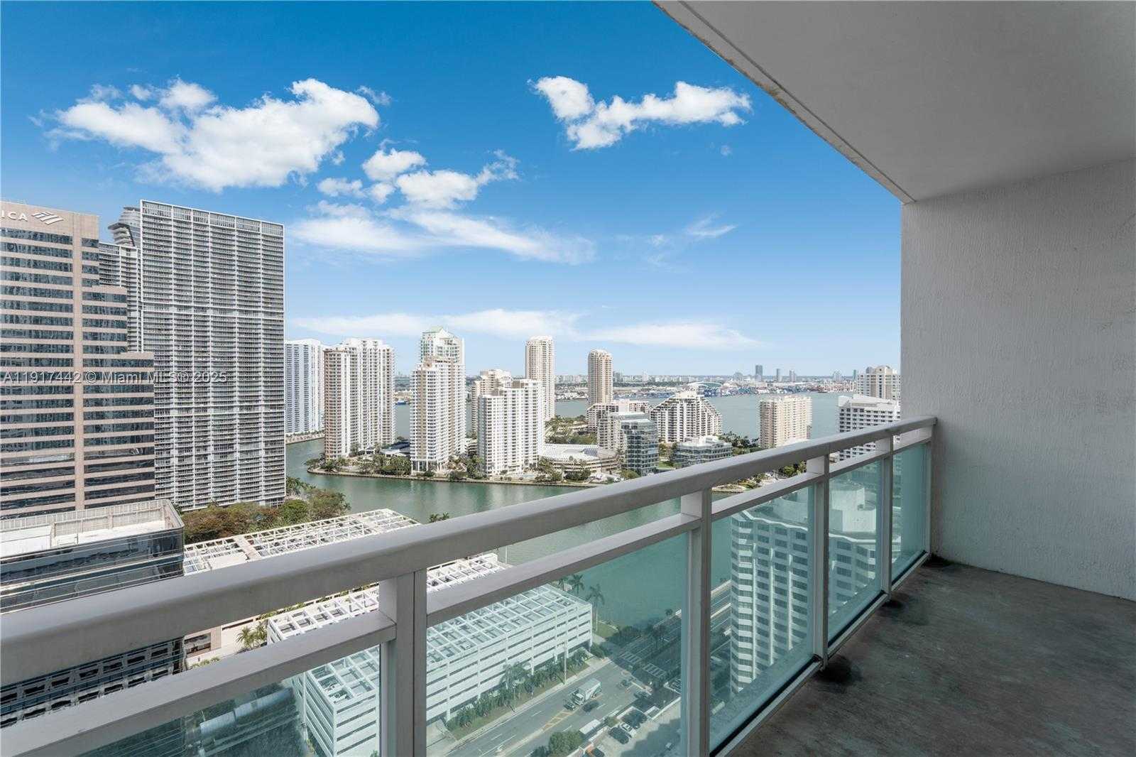 Small Image of 950 BRICKELL BAY DR #3008, Miami Number 13