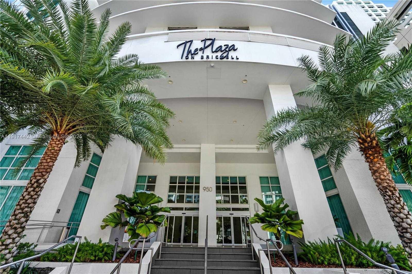 Small Image of 950 BRICKELL BAY DR #3008, Miami Number 2