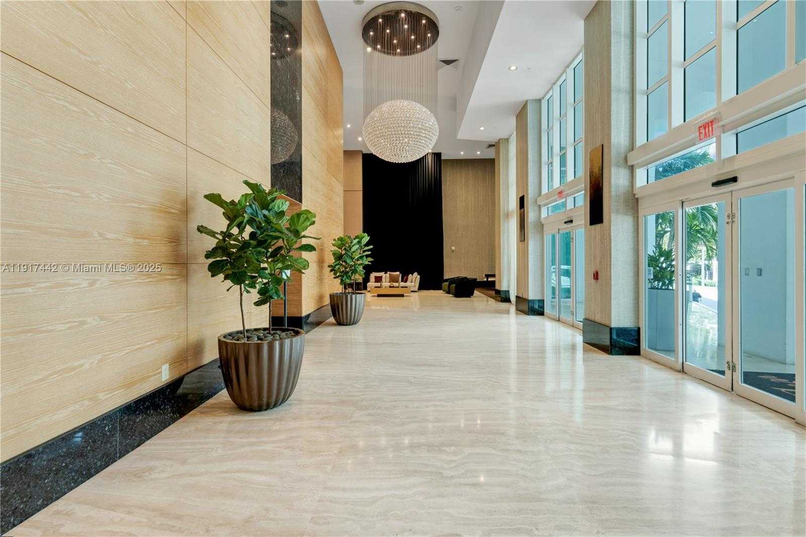 Small Image of 950 BRICKELL BAY DR #3008, Miami Number 26
