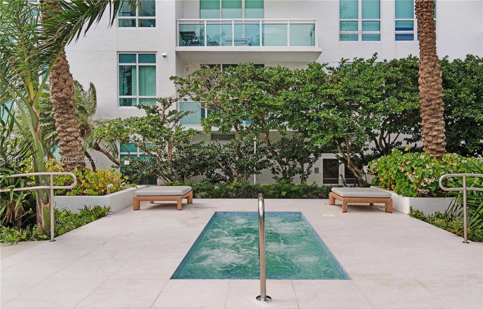 Small Image of 950 BRICKELL BAY DR #3008, Miami Number 34