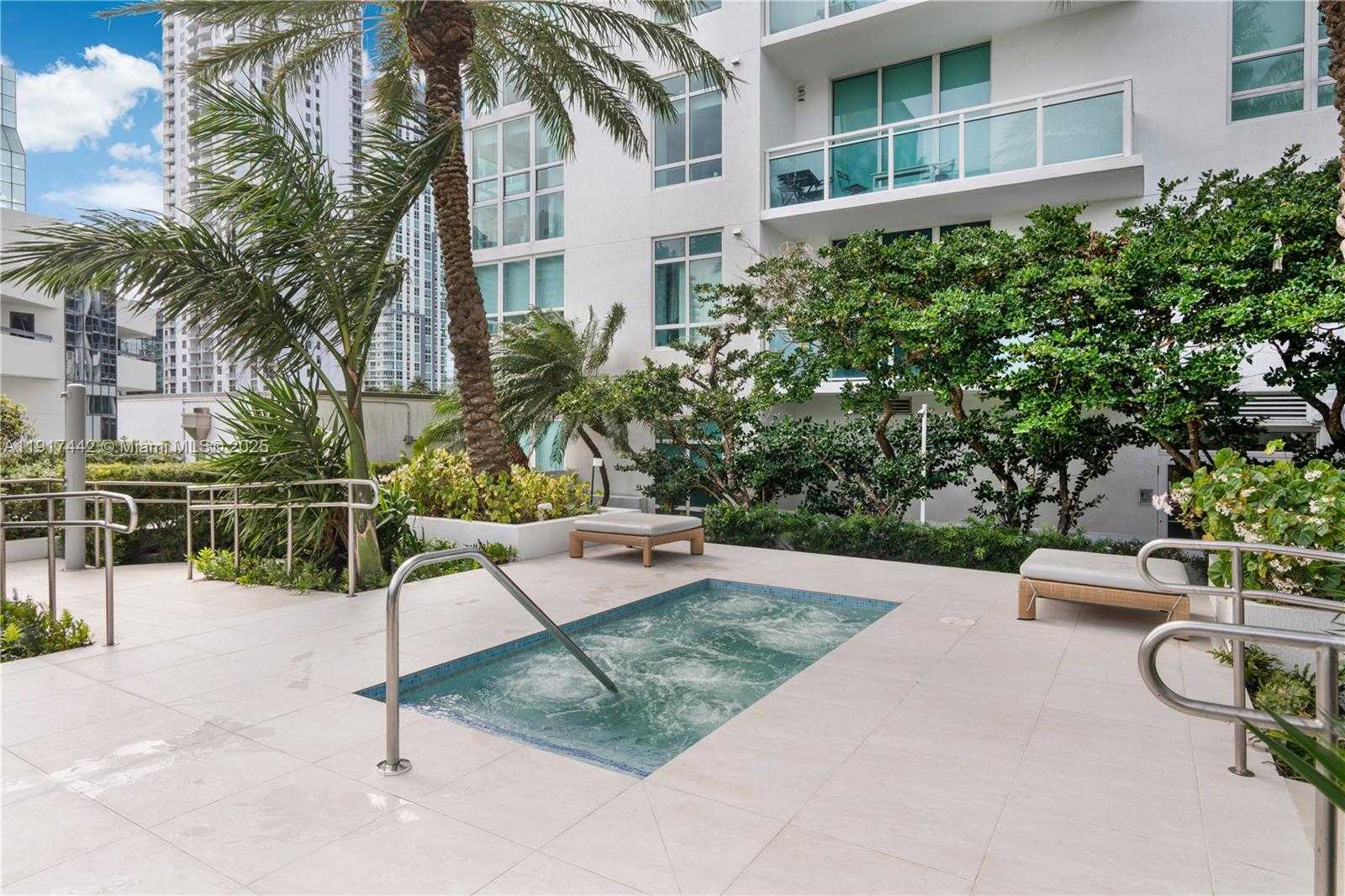 Small Image of 950 BRICKELL BAY DR #3008, Miami Number 35